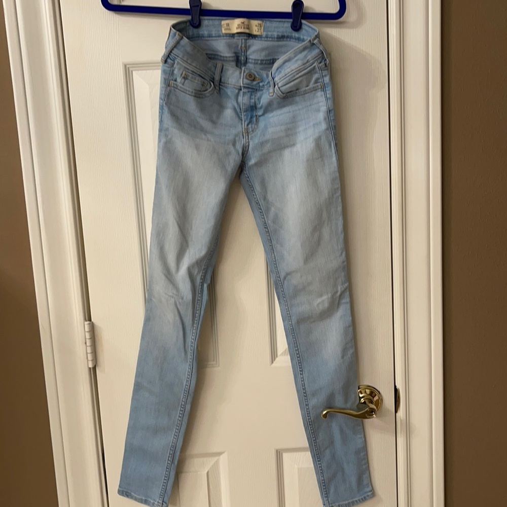 Hollister jeans